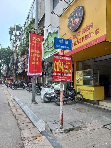 Bán nhà 2 tầng mặt phố Bạch Mai, vỉa hè,Kinh doanh đỉnh.