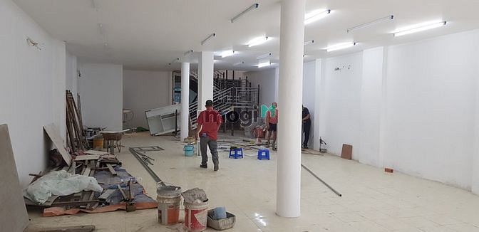 Cho thuê MT D2 vị trí vàng,8x20,1 trệt suốt 1 lầu