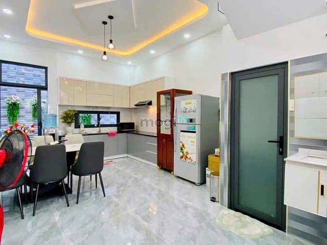 Chính chủ bán nhà Đ. Hoàng Hoa Thám Tân Bình, 60m2/1tỷ310triệu, shr