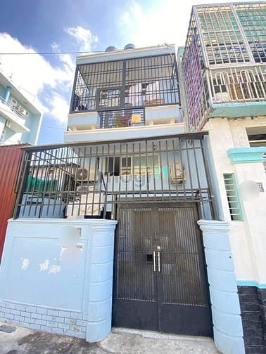 Bán nhà Hẻm thông 3m Lê Lợi, P4, GV, 4 x 13m, 3 tầng, giá: 4.95 tỷ tl