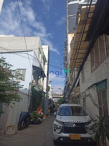 Khu Vip - Bán Nhà Ngô Tất Tố - 68M2 - Xe Hơi Ngủ Nhà - Chỉ 5.95 Tỷ