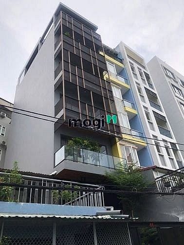 Bán nhà mt C18, Phường 12, Tân Bình. DT: 10x20m. Giá: 50 tỷ