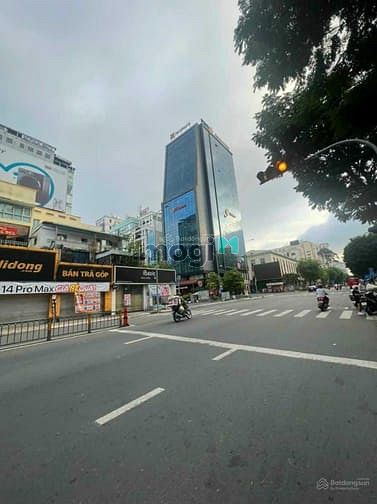 36 tỷ giảm về 28 tỷ bán gấp nhà MT Đinh Công Tráng Phường Tân Định Quậ