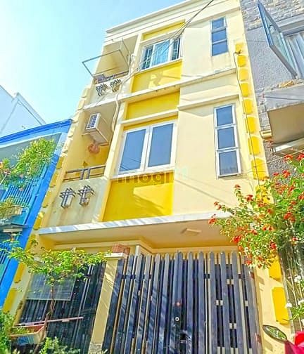 Kèo thơm - Nhà 2 lầu hẻm 95 Lê Văn Lương, Phường Tân Kiểng, Quận 7