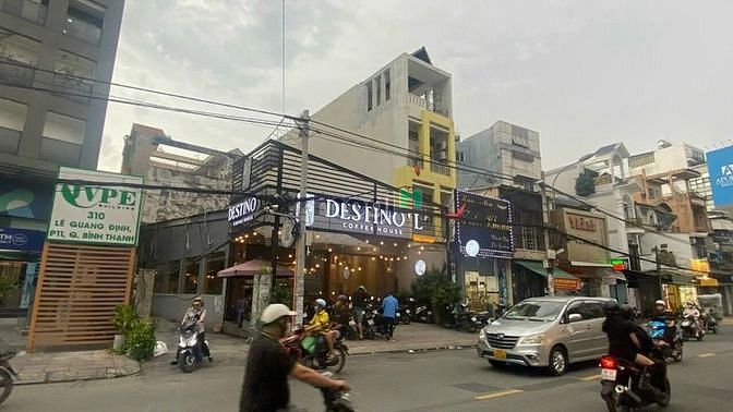 Cho thuê góc 2MT Đ. Lê Quang Định Q. BT- 9m x 28m khu ăn uống sầm uất