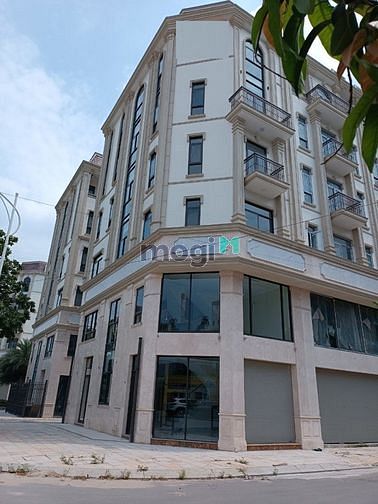 Cho thuê toà nhà đường Tố Hữu (Him Lam), Vạn Phúc, Hà Đông. DT 102m, 7