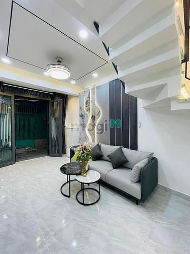 Siêu phẩm nhà phố: đ. Bùi Quang Là, p.12, q.Gò Vấp 67.8m2 giá 3tỷ550