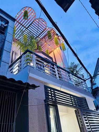 Bán nhà hẻm 3m Quag Trug, P.10, 3,7 x 13, 1T,1L,1L,ST 3PN giá 4.88 tỷ
