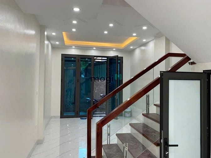 bán nhà Đại Thành Quốc Oai gần Hà Đông 71m2, 4 tầng, ôtô đỗ cửa 4.2 tỷ