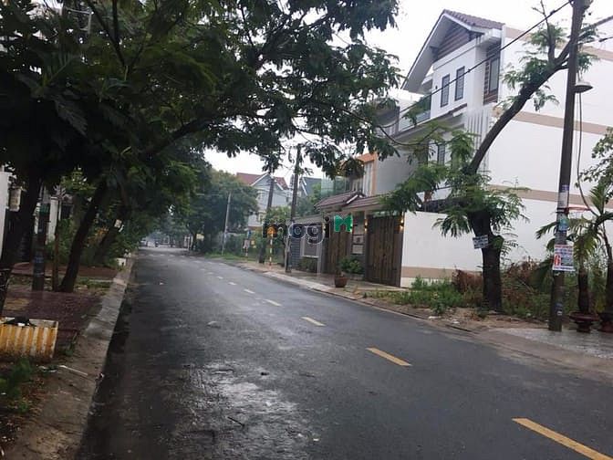 Bán Biệt Thự 10x 21.8m, đường số 7A, khu Ao Sen, giá 35tỷ