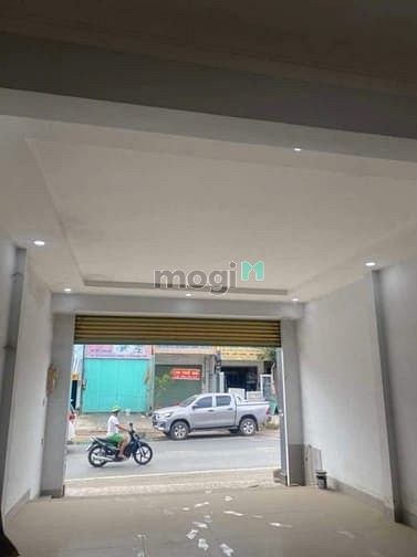 NHÀ 2 Tầng mặt tiền kinh doanh NGUYỄN DUY TRINH, PHÚ HỮU