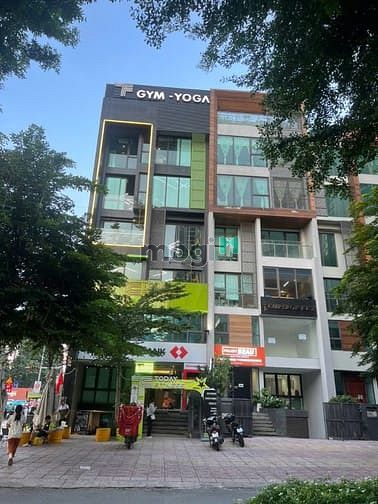 Bán tòa nhà 6 tầng đường phan văn Đáng Q.2 giá 40 tỷ