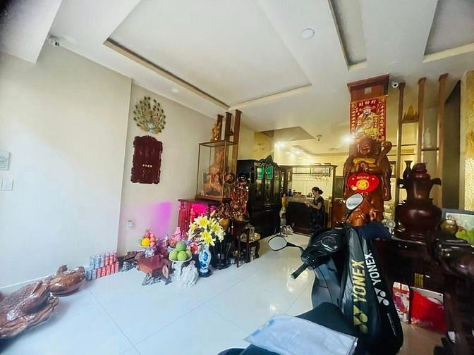 Nhà Đào Duy Anh P.9 Phú Nhuận 4 Tầng Diện Tích 105M2 Giá 17.3 Tỷ.