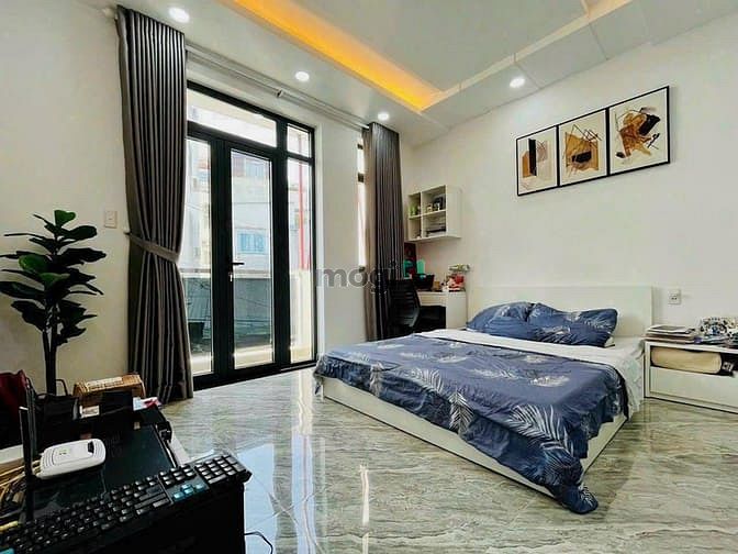 ***Bán nhà mặt tiền Nguyễn Trọng Lội, trục Trường Sơn; (4,5*26), 3 lầu