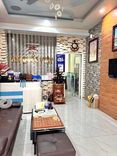 nhà đẹ.p 3 tầng cập tỉnh l.ộ 10 - kh.u Tên Lử.a  - hẻm ôtô  - ( 4x13m)