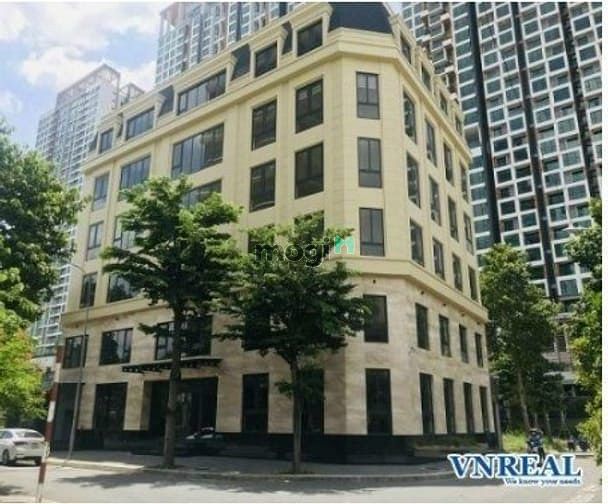 Siêu vị trí! Bán nhà mặt tiền Nguyễn Chí Thanh Quận 5, DT 4,1x20m