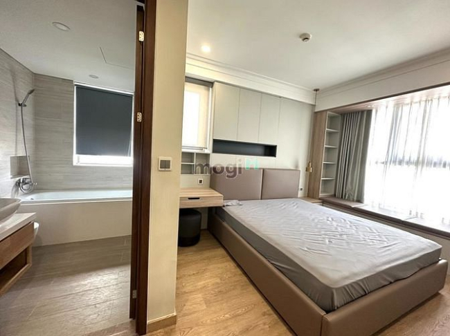 Cho thuê căn hộ MIDTOWN Phú Mỹ Hưng Q7 - 3PN nhà đẹp giá chỉ 36tr