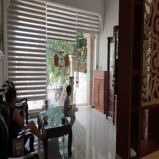 Bán nhà mt Quốc Hương Thảo Điền - Q2. DT: 4,5x15, trệt lầu. Giá: 14 tỷ