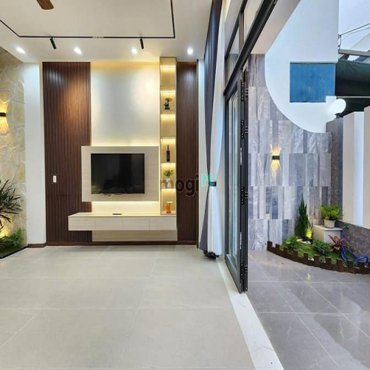 Nhà giá rẻ ở Bùi Văn Ba,P.Tân Thuận Đông, Q7, 85m2, 4tỷ500, SHR