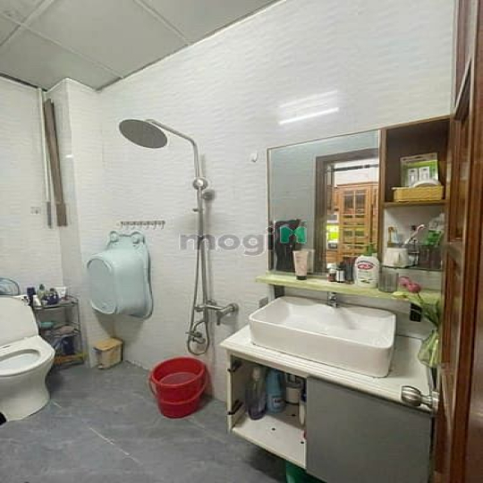 Nhà Đẹp Bán Gấp Căn 68m2 Nguyễn Duy Cung P12 Gò Vấp ,SHR,Giá 2 tỷ 3