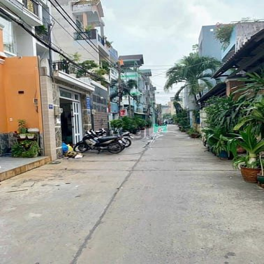 Bán nhà đúc 2 lầu, đường Tân Thới Nhất 02, Quận 12, 5x16m, 5tỷ500