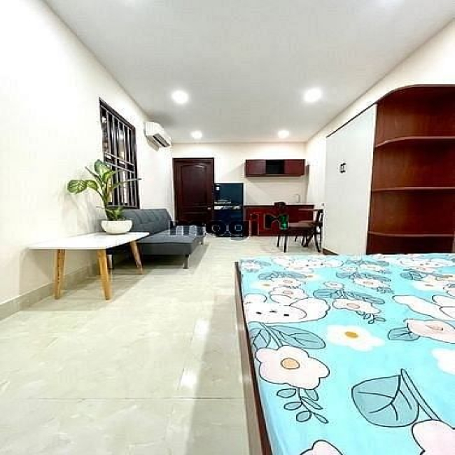 Cho thuê căn hộ ban công thoáng,gần cầu vượt Lăng Cha Cả cộng hòa TB