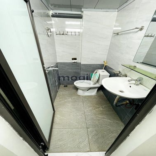 Cho thuê CCMN Ngã Tư Sở *Thang máy - Full nội thất - Máy giặt riêng*