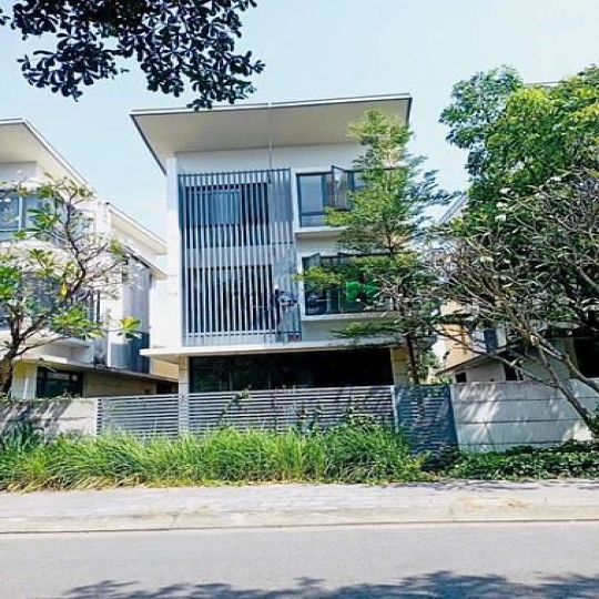 Chủ thân gửi em Nhi Biệt Thự The Garland mặt sông DT 252m2 giá 25 tỷ