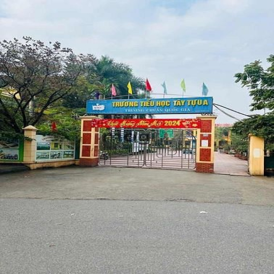 Bán nhà Tây Tựu – Lô góc 45m2, MT6m cạnh ĐH CN- ÔTÔ vào nhà– Gía 3,2Tỷ
