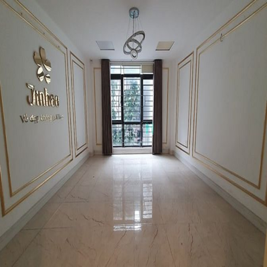 Cho thuê mặt bằng kinh doanh và văn phòng tại Nguyễn Khang 115m2/sàn