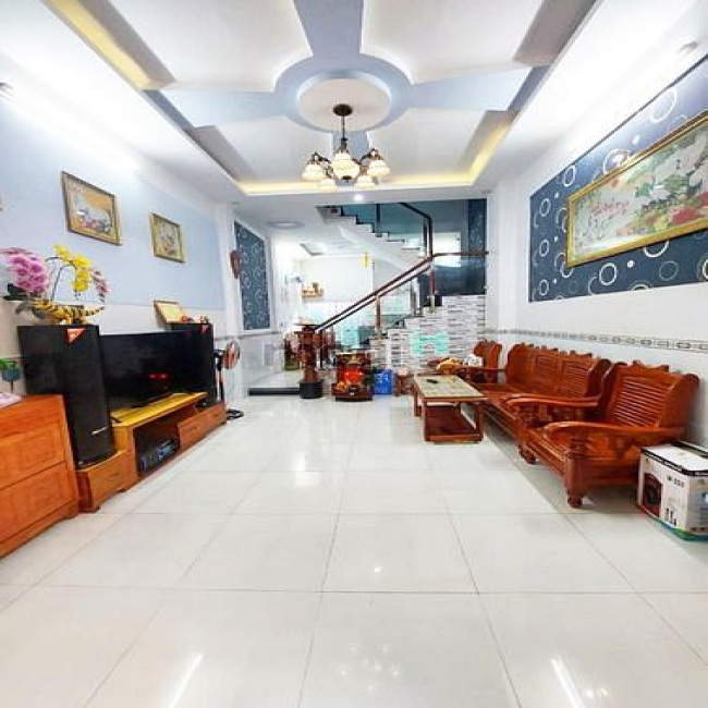 Cách mạng tháng 8, ông tạ, hẻm xe tải,4 tầng,full nội thất chỉ 4,3 tỷ