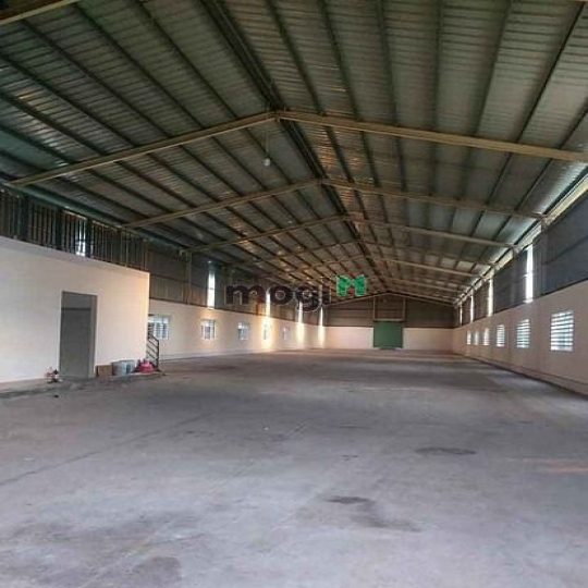 Cho thuê nhà xưởng 452m2 tại mặt tiền đường Lê Đình Cẩn, quận Bình Tân