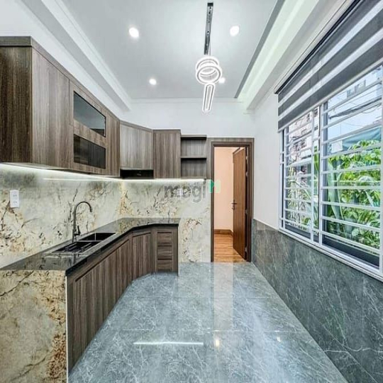 Nhà rẻ Đẹp Cần bán Ra nhà Trần Văn Đang, P9, Q3, 70m2,Giá 2 tỷ 3,SHR