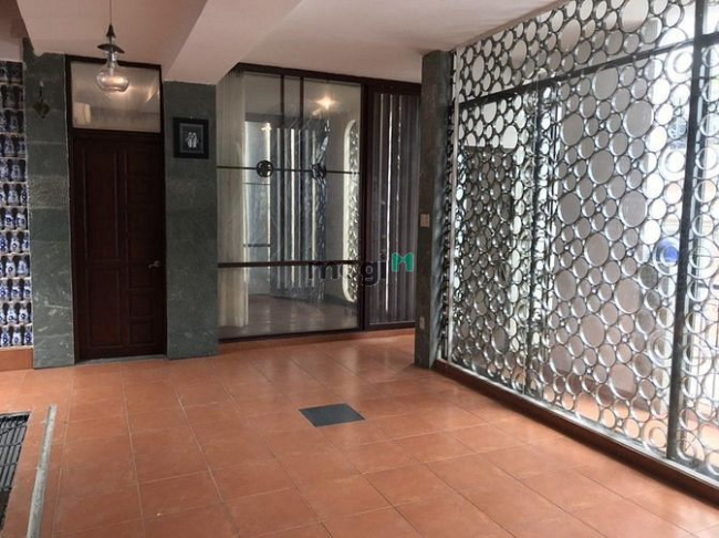 Biệt thự hẻm xe hơi Nguyễn Văn Đậu, sân vườn, hồ bơi, 4 phòng, 1000m2