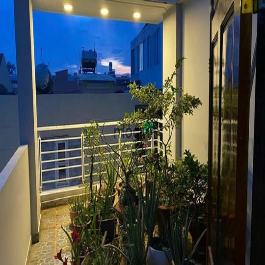 Xe hơi 7 Chỗ Ngủ nhà, Lê Quang Định Bình Thạnh, 5 Tầng 70m2 chỉ 7.x tỷ