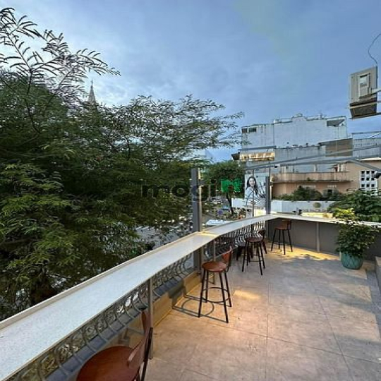 Bán nhà siêu vị trí góc 2MT Lê Lai Q1 ngang LỚN 10m HĐT 110tr/th 30tỷ