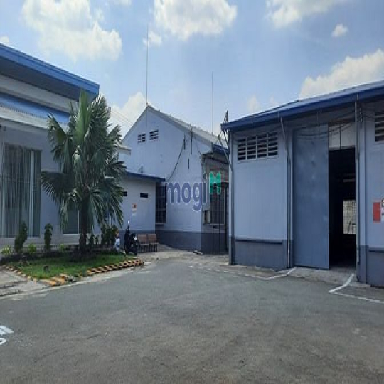 Cho thuê kho xưởng 6700m2 mặt tiền đường Võ Văn Vân, Bình Chánh.