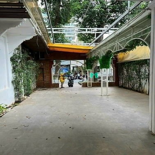 Rẻ 145tr! Cho thuê BT Trần Quốc Thảo, Quận 3 - 16*20m, 1 trệt, 1 lầu.