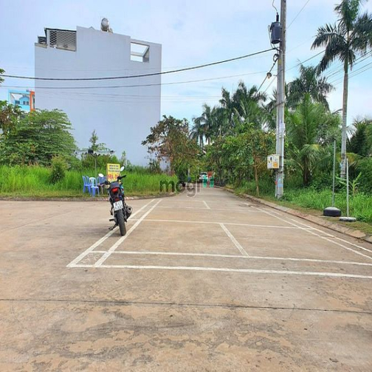 Bán đất 418m2/ giá 7 tỷ 2 . hẻm  53 Đường 8 Lò Lu , Trường Thạnh, Q9