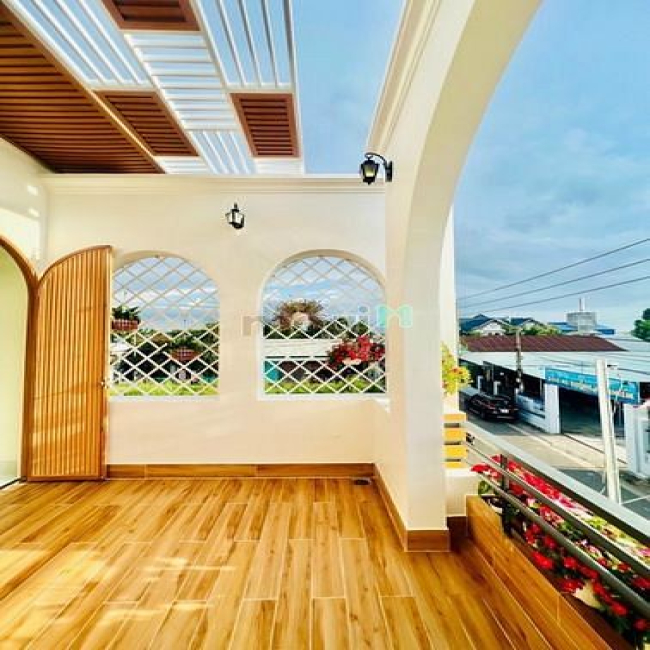 Giảm 500tr Bán Gấp Siêu Phẩm Nhà Phố Mặt Tiền Kinh Doanh P.Tân Phong