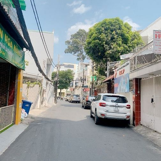 Biệt thự hơn 400m2, Ngang 12m - Số 9 Nguyễn Văn Mại, Q. Tân Bình
