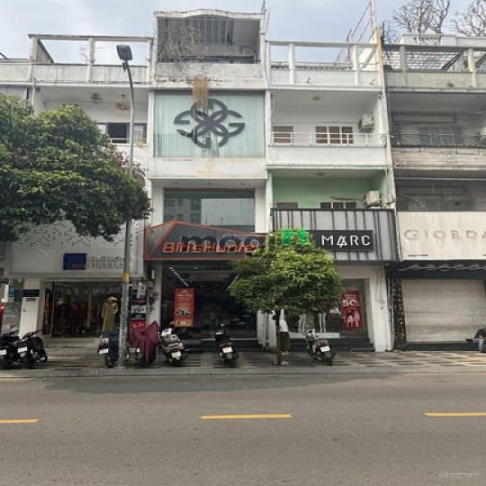 Tiêu đề: Giá rẻ 110tr! Cho thuê MT duy nhất Đ. Nguyễn Trãi Q1 - 4m