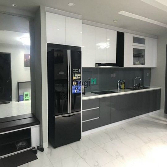 Bán gấp căn hộ Gold View Q4 117m2.6tỷ