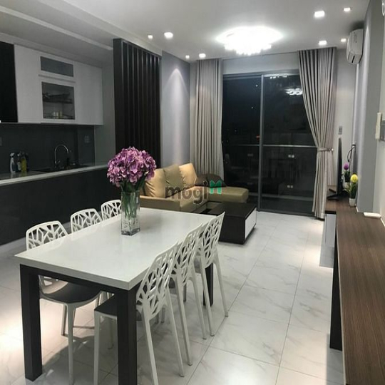 Bán gấp căn hộ Gold View Q4 117m2.6tỷ