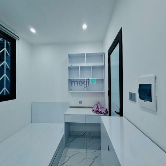 BÁN Tòa CCMN Xuân Thủy, 80M2 × 6 Tầng THANG MÁY, 21 PHÒNG, 16 TỶ