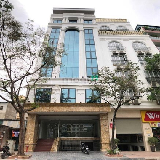 Cho thuê VĂN PHÒNG phố QUAN HOA, 190m2 x 9 tầng, Mặt tiền 10m