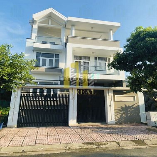 Villa An Phú Hầm 3 Lầu, Hiện Đại - Khu Đô thị An Phú - An Khánh