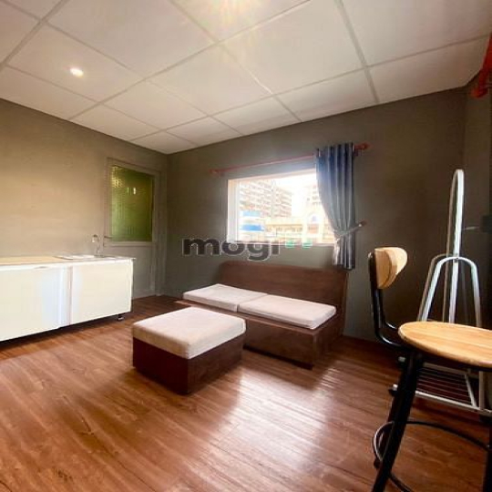 Căn hộ chính chủ tiện nghi giữa Quận 1 - Bình Thạnh