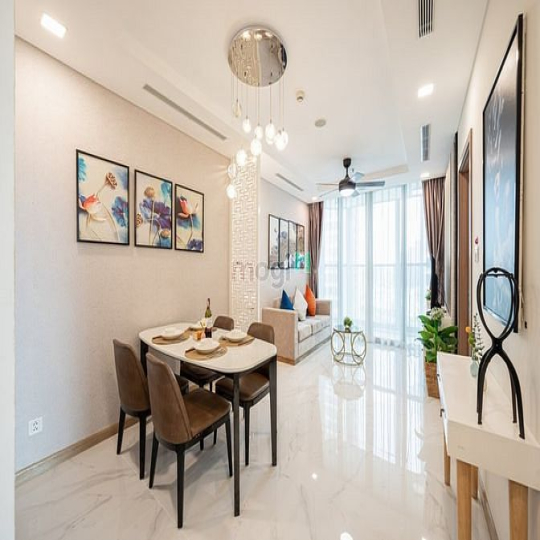 Bán căn hộ Vinhomes Central Park 2PN 2WC 82m2 giá 5,8 tỷ