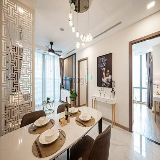 Bán căn hộ Vinhomes Central Park 2PN 2WC 82m2 giá 5,8 tỷ